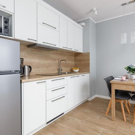 Apartment Rybacka With Parking&Balcony By Noclegi Renters Мендзыводзе Экстерьер фото