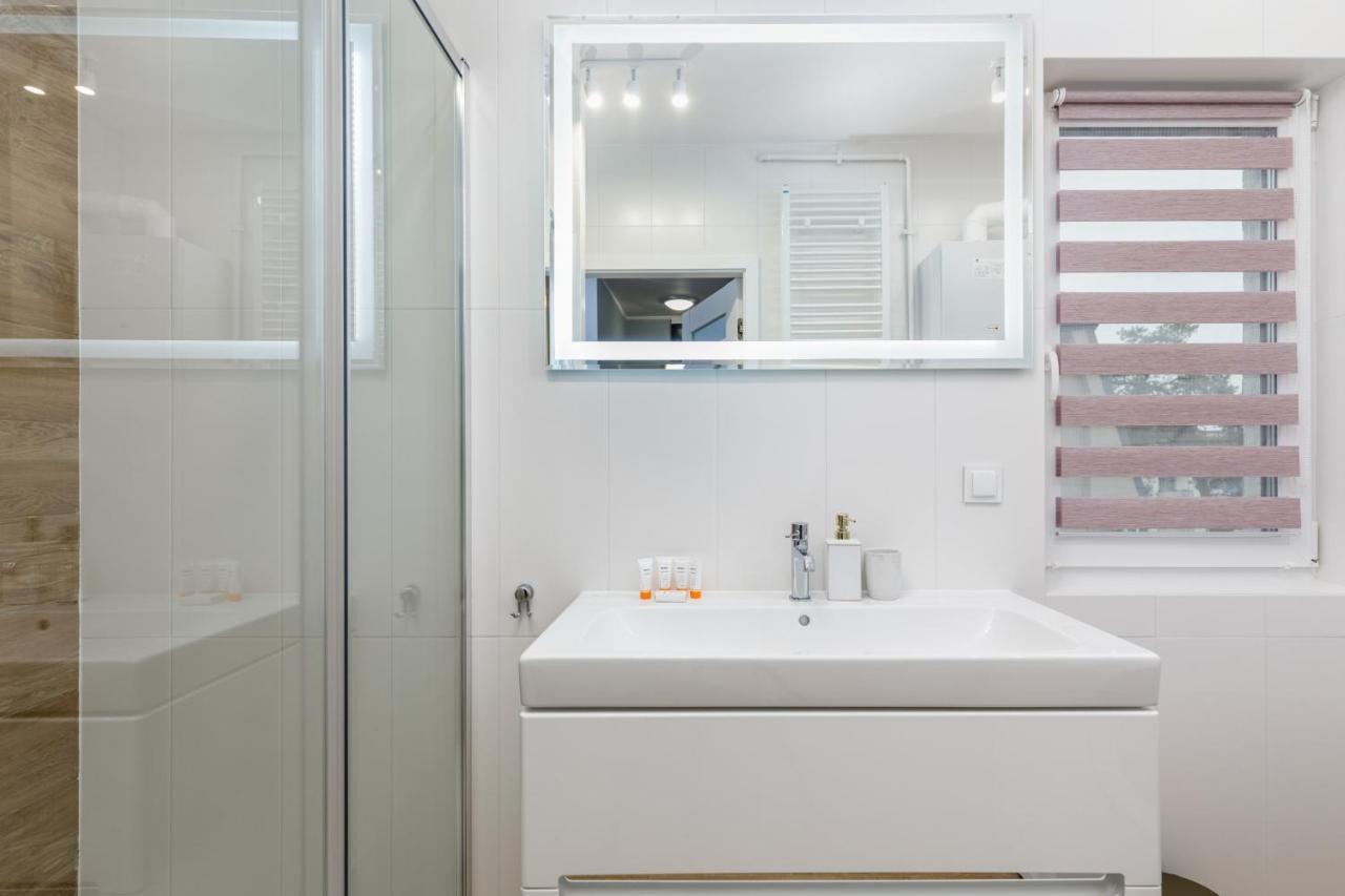 Apartment Rybacka With Parking&Balcony By Noclegi Renters Мендзыводзе Экстерьер фото